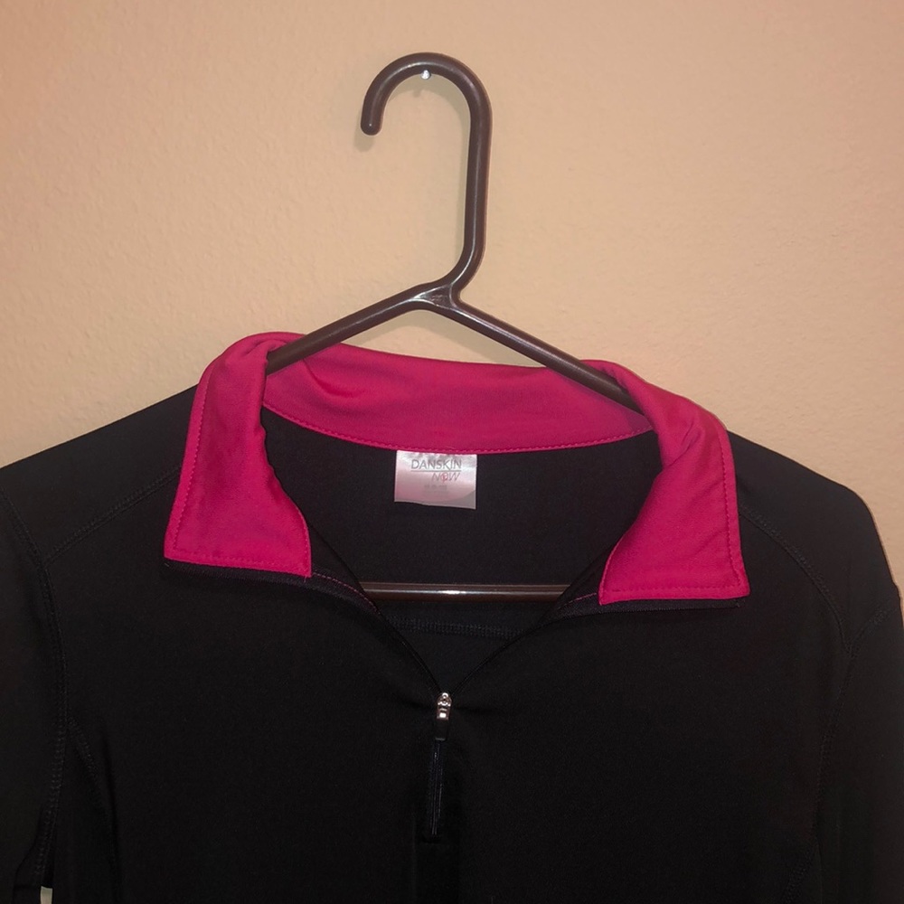 Athletic pullover - Picture 2 of 2